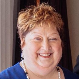 8Qi4aZznp4MJkW5ZCS5mHXCmMb7Kyzgv2HsHREoC