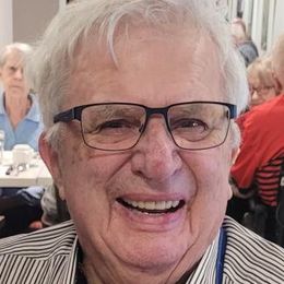 X4FbcuSnftklLrQUDApbQhHwesiZMcAWiopAbfOJ