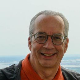 8Vb9IcOkLb8wTFazQFrgEbLoviTdQ1z3U6NTUax6