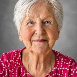 Photo of Marie-Cécile Gaumond, obituary in Québec