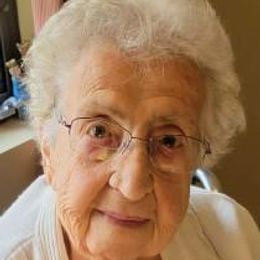 Photo of Yvette Couture, obituary in Québec