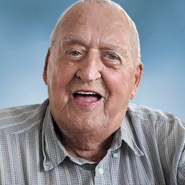 k3wQnsDEFw1267uxqoQ9yLgs3FWwRcivHazuRozT