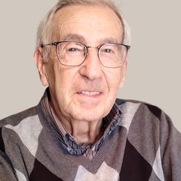 rwcNTjblYmI7U4DhmdL5SJUK6hhDOdgiaQ25Sr7q