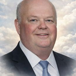 4o1NxocumYM1cYjVOdmebemp5sVnutLX6gPC1swB