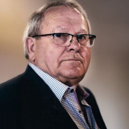 PWlXgmf6WslxMNPDXBLwhPUCVDnR4YgvoYjopzYQ