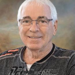 Photo of André Harbour, obituary in Québec