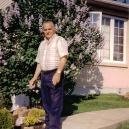 rGqMiwdETfUOb5GQDb3hisoanE7Ltb5UC26J593z