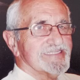 GGEYNUc7kxcKU3ubtMbuA8utve6cZbdDxbqkp5nb