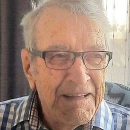 VWz9GfXg28XLHK4GjmMqhcDUZDyBa8s22BV9JFfK