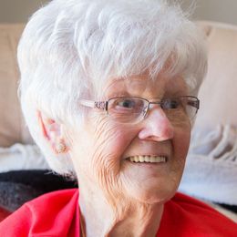 H51aGlCoM2evC5E4hMZqx8AE8LkJyF7uq2A2lUnE