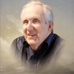 VLcfC6EizNSre4s4bAtc0WkR7a28jrpS4pGh89sO