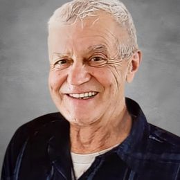 5LMHoVQhLzyZXyTJ04xbY1HpMRsKxVurBBlRnybq