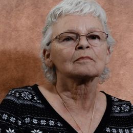 SJJ5qdnZRiBMt3EMxcxuJY5HGw81v6I5g2d1KWdN