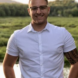 AGZASgkp85XoYEycQ2mCvsU7zbiCNQTMVqgsZexN