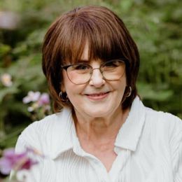 8sUdlHBMfaebuvhUWfN6OUxBpHIW1JSrbjdLg3fS