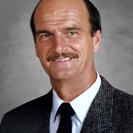 4VtCONdLc2a6N7MEaIRsBKsJ3vbCvqhgSyUF2Vsp