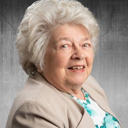 1YnIgBofsTVio2cotZRE3Sd11LAAJ676cQFtfCbL