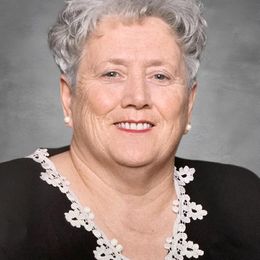 KPoU74Xo9mrxDodf3VxpYAMbl68AxsxUiJeUElxn