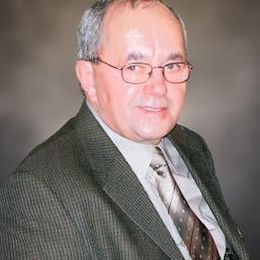 XHosmQymLrT1zK8AzbNHTMCkq4JXGM9RQQNuITUt