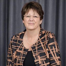 XjesFwjhiUwRuIw4hw8SNbXZcGYWlXT5GKfa20HV