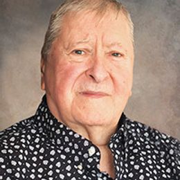 V2IVTZxQ0XqMtyxlRGEBTKtyvAxXbNrPYekPGAnZ