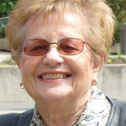 8OCX5JNNSq9J0w6rCSeogGFz8AoeMxGAk5xiQGqT