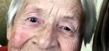 Louise E Smithers - Oostveen