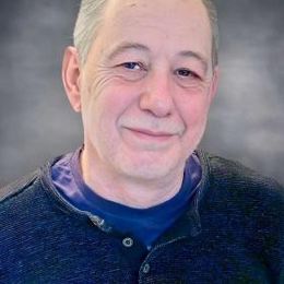 ULhamQwu1hFSKXb82pWNPHUwzldFn1iWvM39PjIA