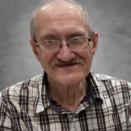 LFKiHiqZdygejWdeIKfUcz4dfcsLiduCfUFbOxFs