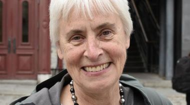 Angela Van der Linden