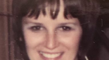 Helen D Warner
