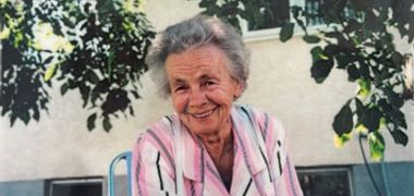 Julianna "Nanya" (Dravai) Kosloff