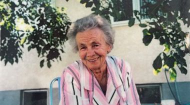 Julianna "Nanya" (Dravai) Kosloff