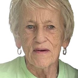 Photo de Betty June Green, avis de décès à Dunham