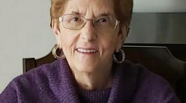 Louise St-Jean (née Vézina)
