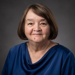 Photo of Evelyn Robert Santos, obituary
