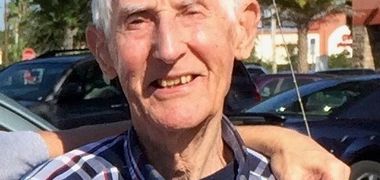 Robert James Saxton Sr.
