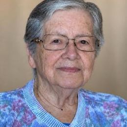 Photo of Annie Repenetsky, obituary in Saint-Colomban