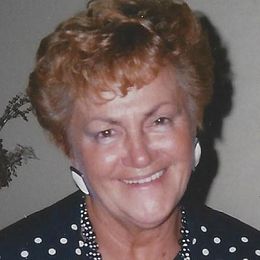 Photo de Jeannine Lapré Marchand, avis de décès à Farnham