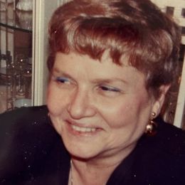 Photo de Olga C. Ortega, avis de décès