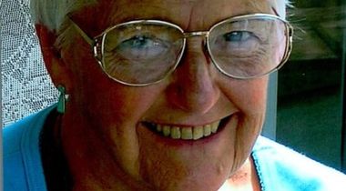 Ruth Hoscheid Noble