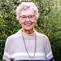 Photo of Betty (Brown) Lyle, obituary