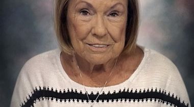 Linda "Mimi" Sue Russell