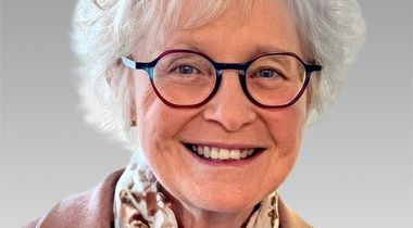 Suzanne Lauzé