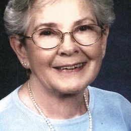 Photo of Ruth Evelyn Reinbold, obituary