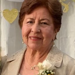 Photo de Manuela Irene Cisneros, avis de décès