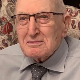 ztwXDZ39PUME3n3TKM3poWOjftktT1Icb7UXbOLc