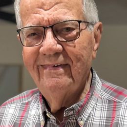Photo of Paul "Pete" Crum, obituary