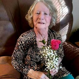 Photo of Beatrice Ann Hoffer, obituary in Hudson