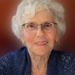 Photo de Marie Handfield Paquette, avis de décès à Mont-Saint-Hilaire